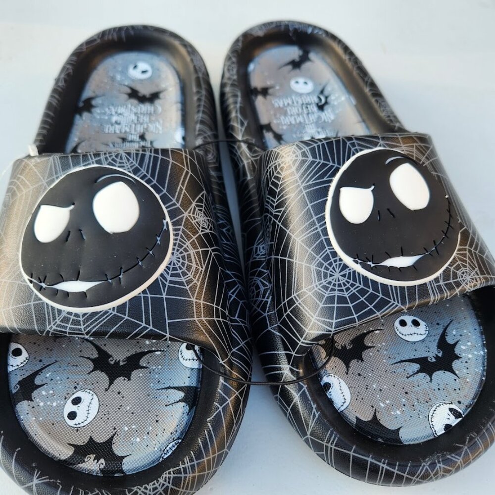 NEW Nightmare Before Christmas Men's Size 12 Sandals Slides Slippers Black White